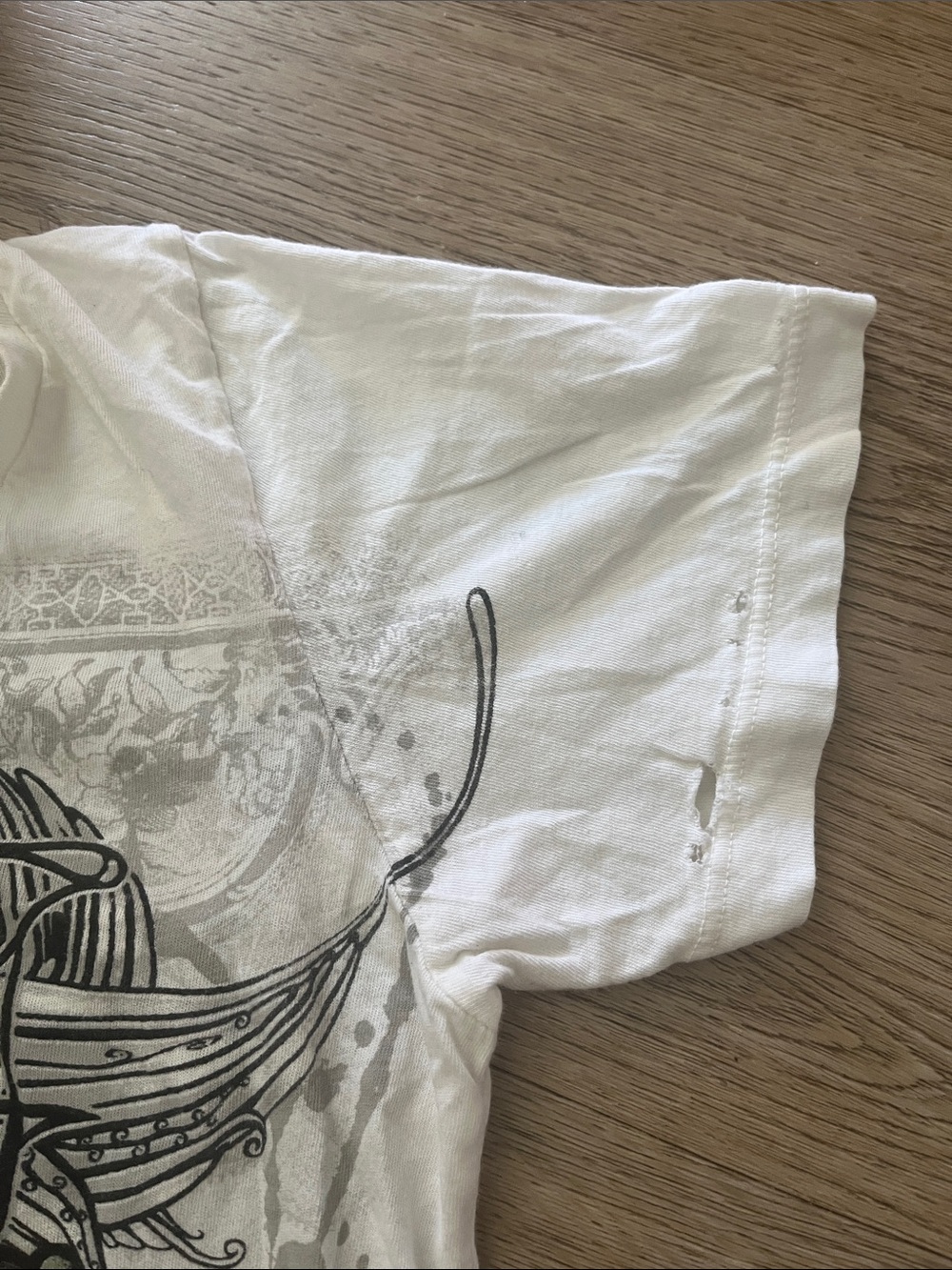 Women’s White Graphic Scoop Neck Tunic with Floral Cross Detail - Picture 2 of 4